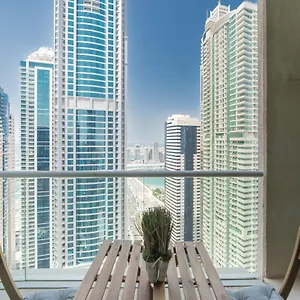 Higuests - Spacious Next To Harbour & Marina شقة